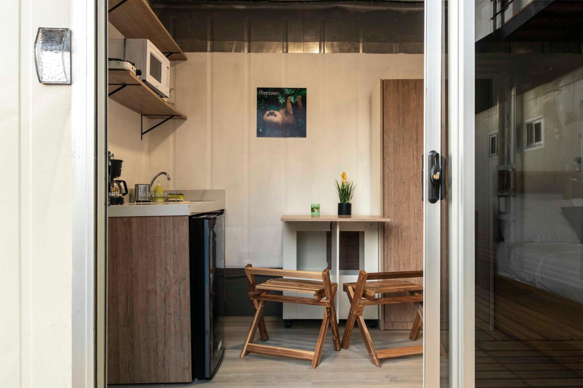 Emi'S Place Container Living Uvita Exteriér fotografie